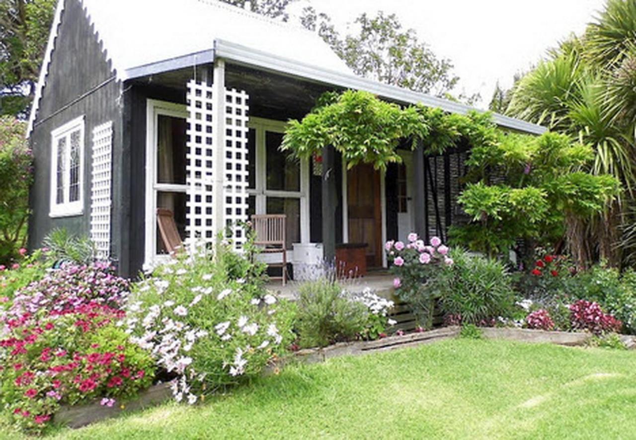 Warm Earth Cottages Aongatete Екстер'єр фото